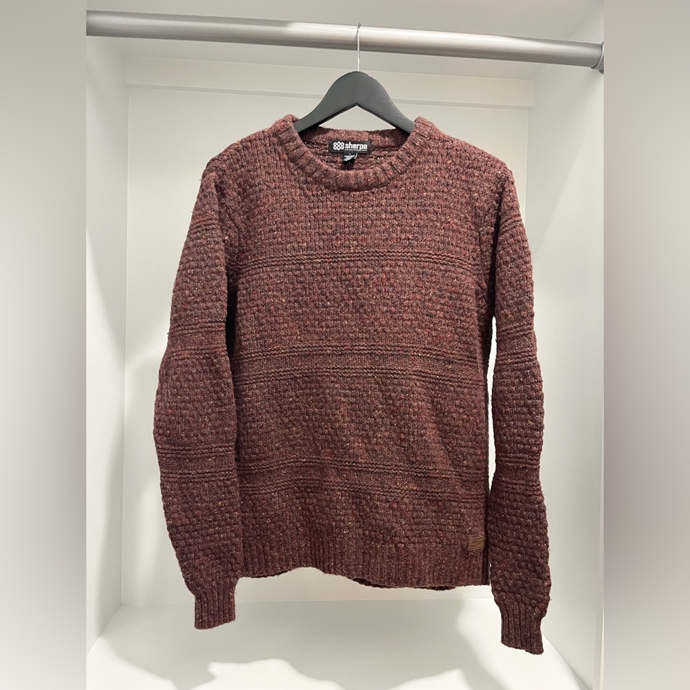 Sherpa adventure gear merino wool alpaca blend crew neck sweater jacquard Large